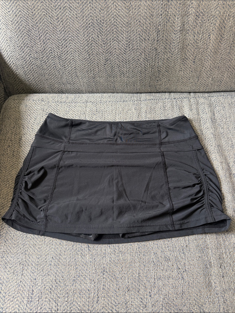 Lululemon Athletica Black Mini Skort Size: 4
